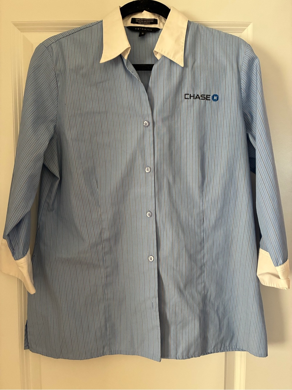 Vintage TwinHill JPMorgan Chase bank button up blouse
